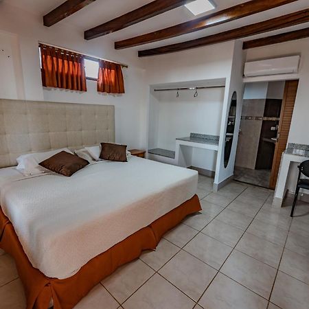 Hotel Nantu Hosteria Puerto Lopez Exterior photo